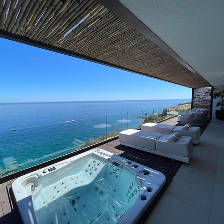Mystique Luxury Suite Achlia 外观 照片