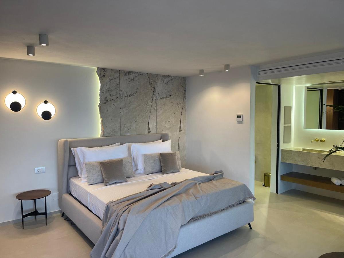 Mystique Luxury Suite Achlia 外观 照片