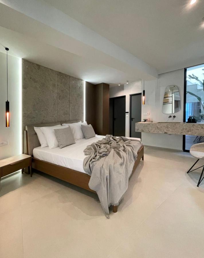Mystique Luxury Suite Achlia 外观 照片