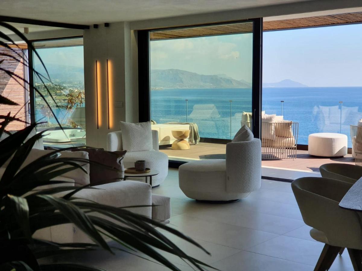 Mystique Luxury Suite Achlia 外观 照片