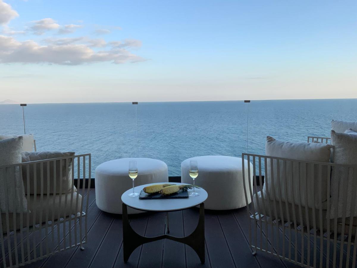 Mystique Luxury Suite Achlia 外观 照片