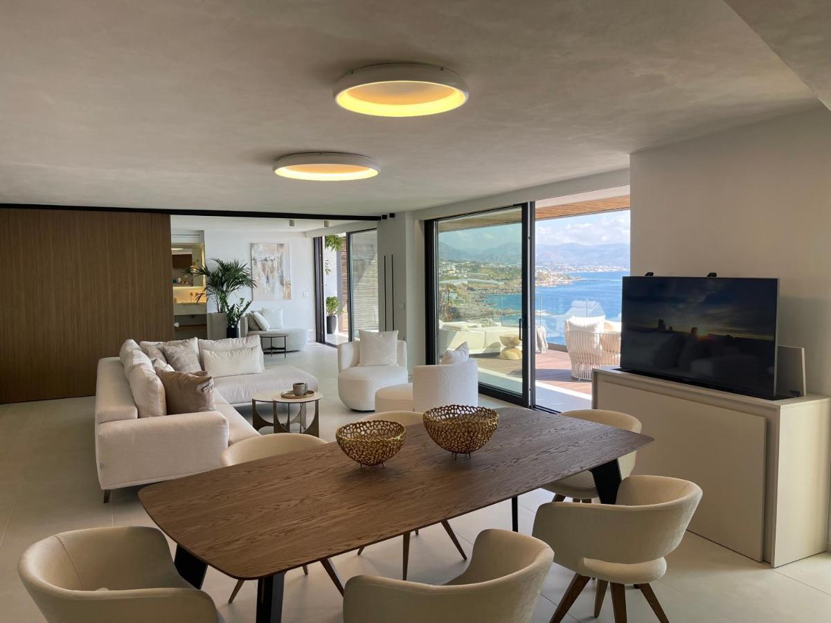 Mystique Luxury Suite Achlia 外观 照片