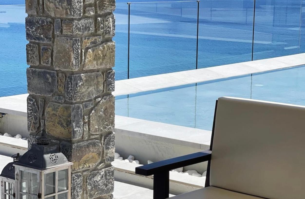Mystique Luxury Suite Achlia 外观 照片