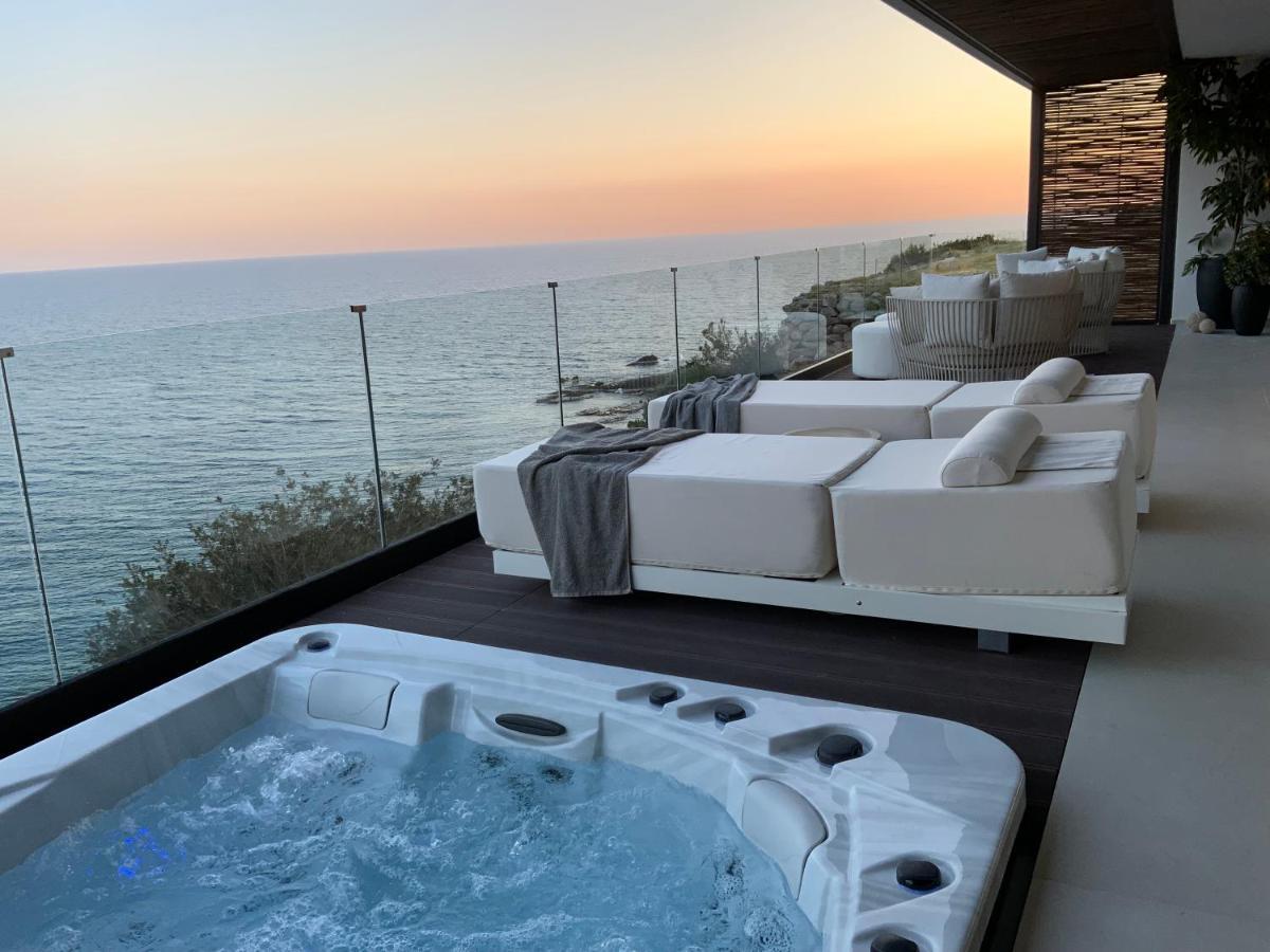 Mystique Luxury Suite Achlia 外观 照片