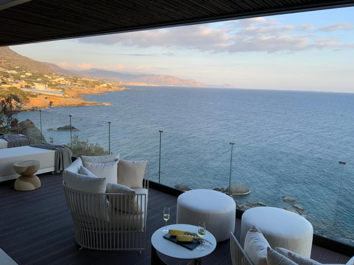 Mystique Luxury Suite Achlia 外观 照片